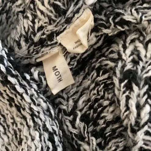 Moth Cowl Neck Cable Knit Batwing Sweater | Salt & Pepper Black/White Size M
