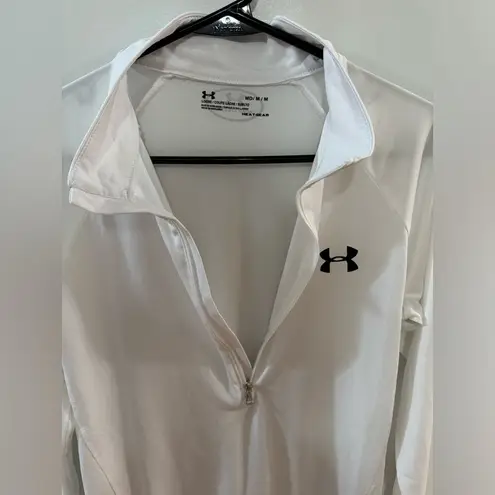 Under Armour Pre-Owned MD  White Quarter Zip Long Sleeve Athletic Shirt