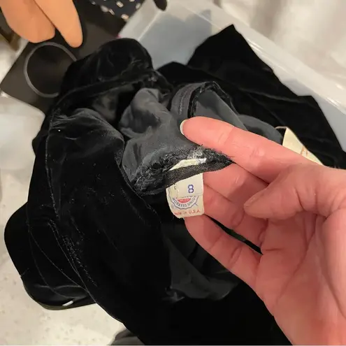 Oscar de la Renta Vintage 70’s-80’s velvet boatneck maxi ribbon waist maxi gown