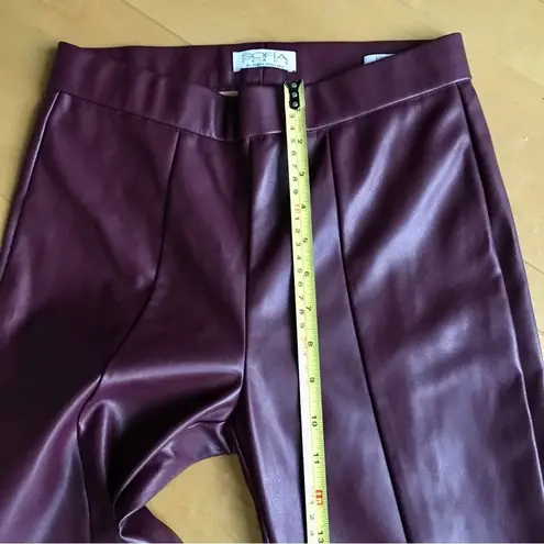 Sofia Vergara Rosa Jeggings, Zip Ankle, Burgundy, Vegan Faux Leather, Size 2 Red