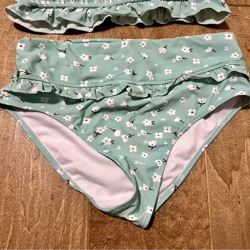 Women’s Floral Ruffle Smocked Two Piece Bikini Swim Suit Blue Size Small EUC