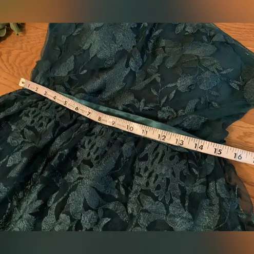 Maniju Floral Embroidered Evening Dress Formal Red Carpet Gala Ball Gown green size L