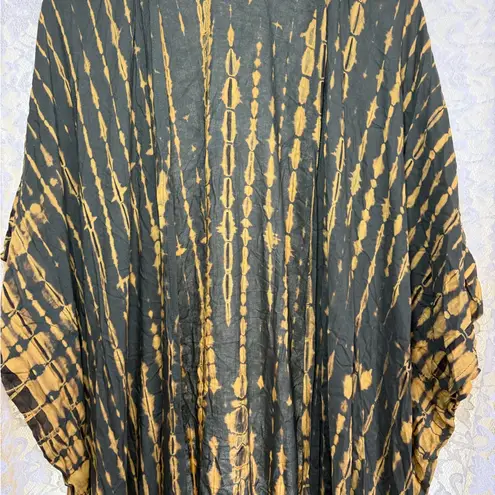 Yellow and olive green Tie