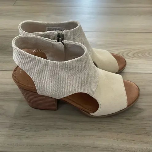 New TOMS Eliana Cream Peep Toe Suede Block Heel Slingback Sandal Size 7