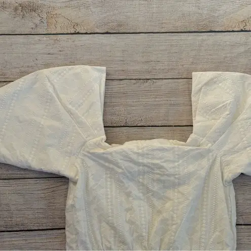 Iorane Laise Lace White Geometric Pattern Jumpsuit Size Large Tie Front NEW