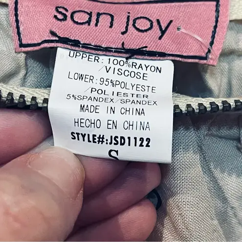 San Joy Women’s Tan and Black Dress