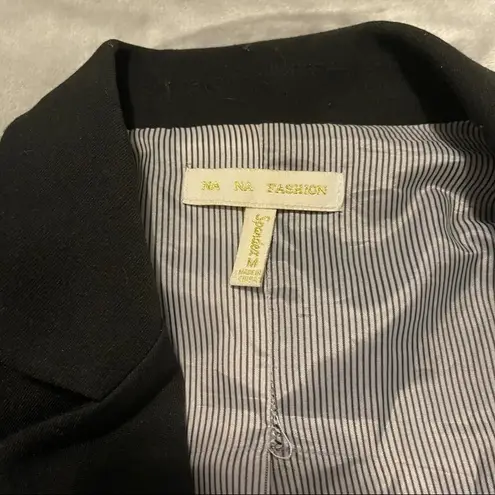 Na Na Fashion Black One Button Stretch Blazer Size Medium
