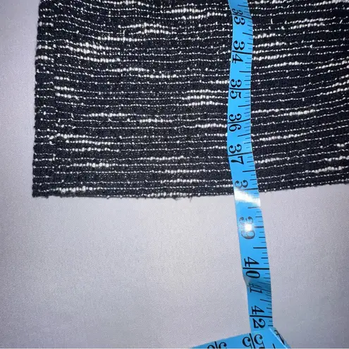 Karl Lagerfeld • Tweed Shift Dress Womens 12 Black White White Pearl Buttons