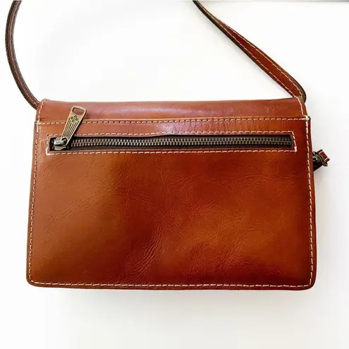 Patricia Nash Heritage Leather Lanza Crossbody