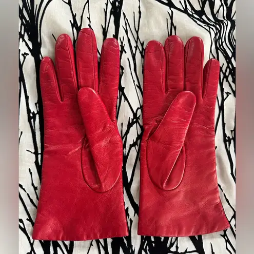 Coach  Iconic Leather Gloves, lamb, stunning red! cashmere lined, size 8, EUC