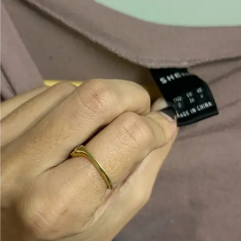 SheIn  Pink Short Sleeve Tee with Blue Butterfly