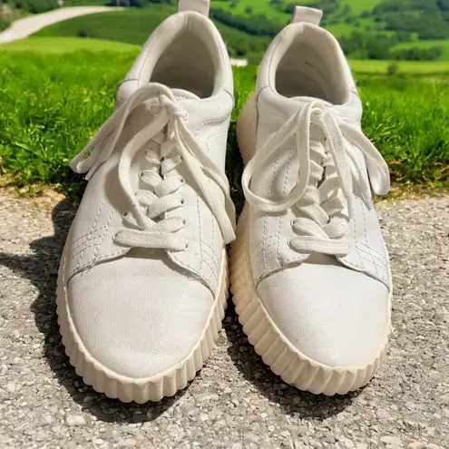 Dolce Vita White Athletic Shoes with Textured Sole Size 8.5