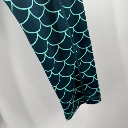 Constantly Varied Gear Set Size Small CVG Siren Capri Leggings & Sports Bra Green