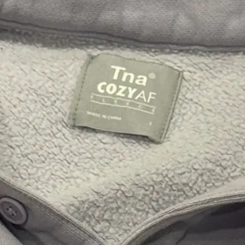 Aritzia TNA Cozy AF Button Collared Lavender Oversized Pullover Size 1 (small) Purple - Image 3