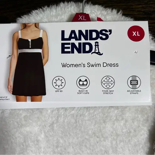 NWT Lands’ End Black and White Front Zip Swim Dress Size XL