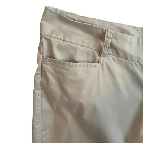 Tommy Hilfiger  Women Chino Shorts 16 Beige Bermuda Casual Classic Comfort Preppy