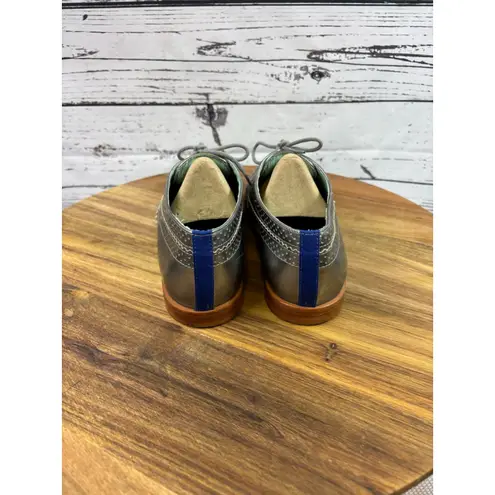 Blue Bird Women's Silver Brogue Flats Size 7