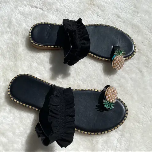 Pearl pineapple black ruffle sandals 7