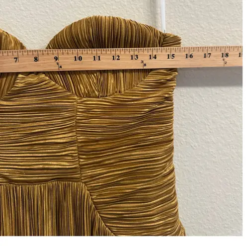 Lulus Deeply Glamorous Gold Plisse Strapless Drop Waist Mini Dress Size Large