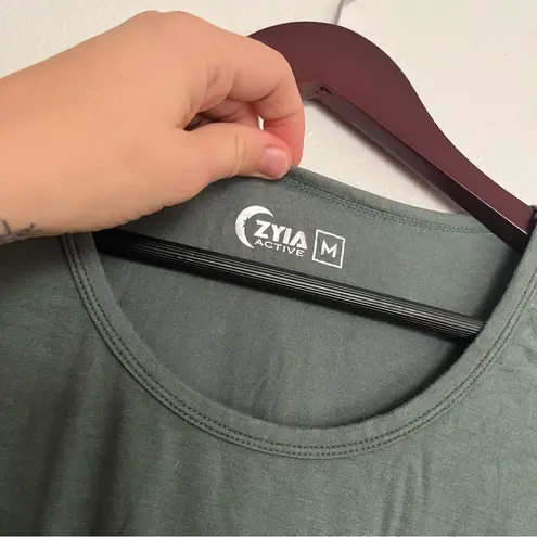Zyia  finesse athletic tank top in Olive Green Size Medium