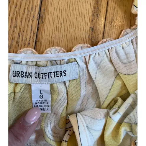 Urban Outfitters  yellow floral women's crop top 70s style sz‎ large