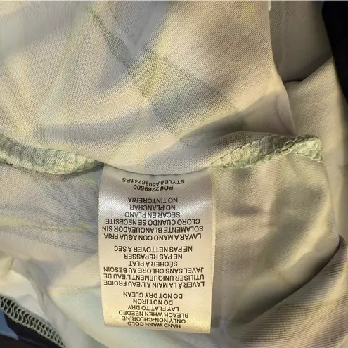 Hang Ten Like New  Women's Quick-dry UPF 50+ Protection Long Sleeve Rashguard