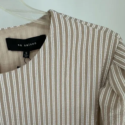 En Saison Taupe White Textured Striped Romper size Small NWT 3/4 Sleeves