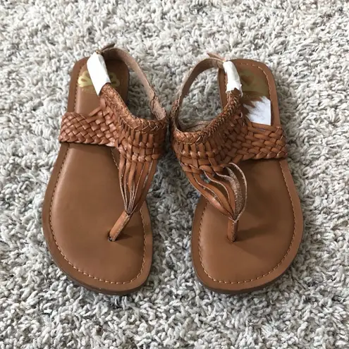 Fergalicious 🆕 Senorita woven sandals…