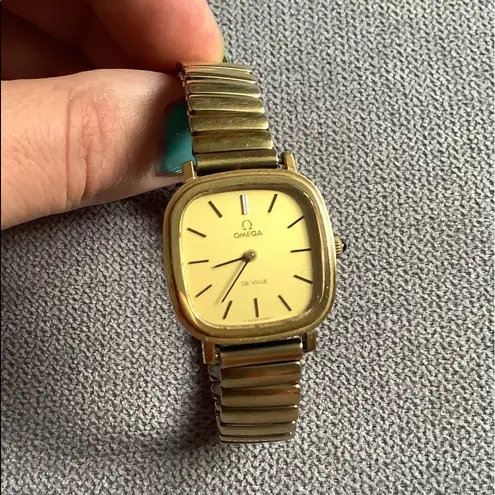 SWISS made OMEGA watch for lady 🌟🌟🌟 Gold
