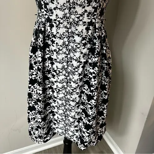 London Times  Floral Print Fit & Flare Dress in Size 12P