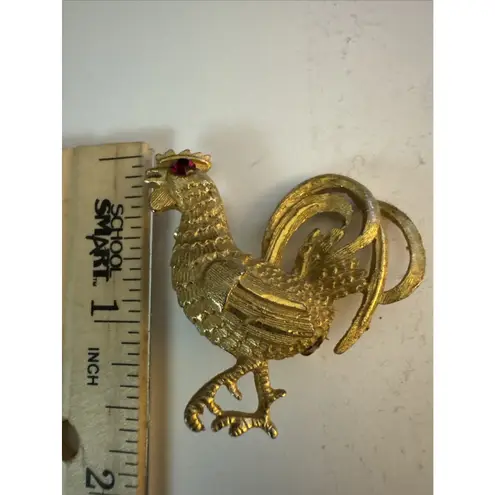 Beautiful Vintage Goldtone Red Rhinestone ROOSTER Chicken Brooch Pin Pin Gold