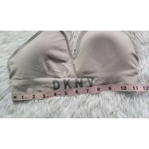 DKNY NWOT  Size Large Gray Sports Bra With Adjustable Straps