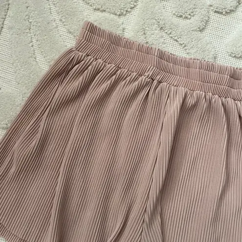 Boutique Nude Flowy Shorts