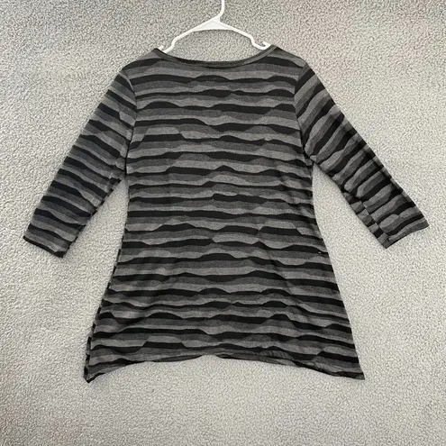 Art and Soul Top Women M Gray Black Wavy Striped Casual 3/4 Sleeve Tunic Size M