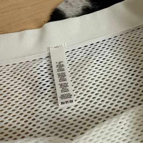 SKIMS White Marble Perforated Seamless Shorts Coverup Size 3X