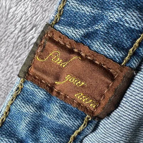 Aura Wrangler Blue Jeans Womens 16R Bootcut Denim Classic Casual Everyday