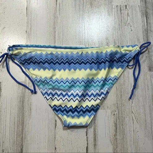 None Chevron Blouson Tankini Set Adjustable Spaghetti Straps Tie-Side Bottoms