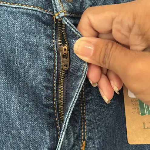 L.L. Bean Women's Straight Leg Jeans in Deep Blue New With Tags Size 12