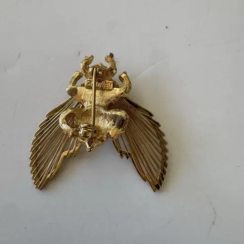 Monet Vintage Signed Gold Tone Bumble Bee Glossy Filigree Pin Brooch MCM 60s Bug