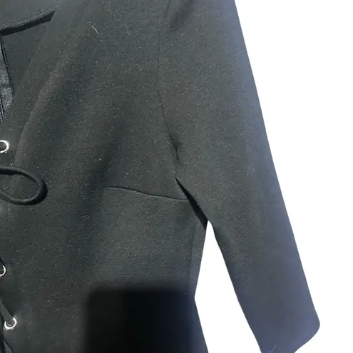 Form Fitting Corset Look Black Lace