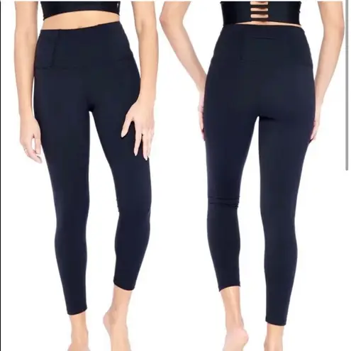 Electric yoga Essential Black Workout leggings- Size Small
