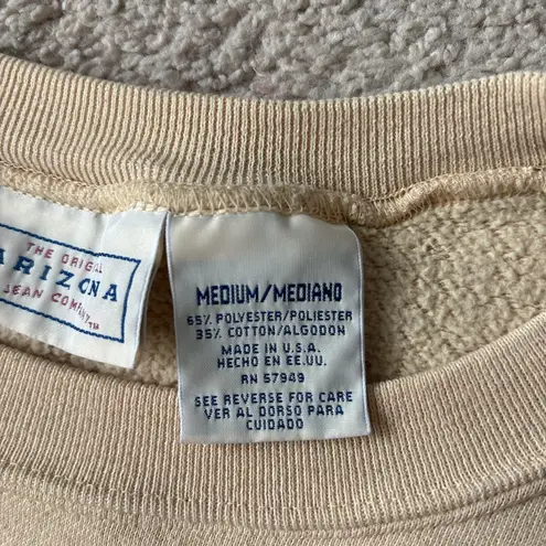 Arizona Jeans Arizona Jean Company Beige Sweatshirt with Blue Expedition Graphic