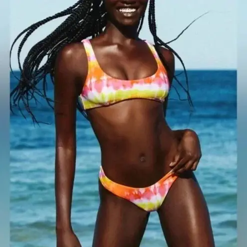 NEW Set! It’s now cool x free people tequila sunrise bikini, size Large Orange