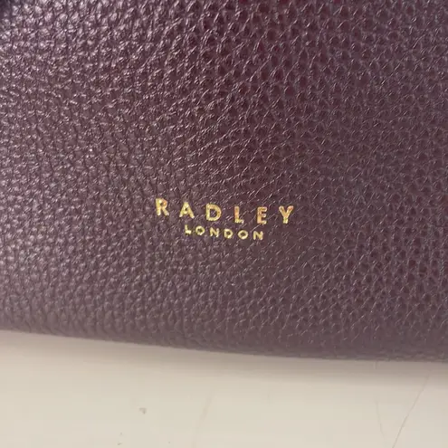 Radley London  Shoulder & Crossbody Bag