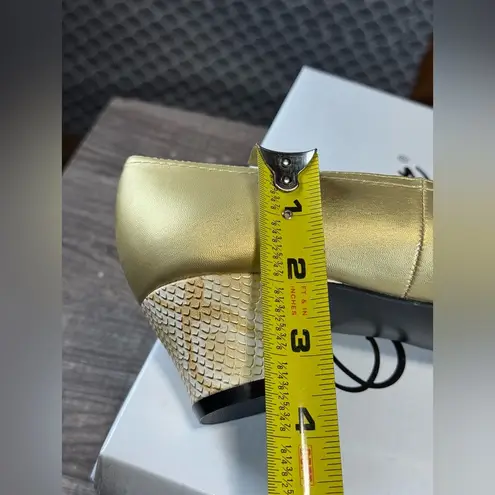 Sofwear Elegant feminine flirty women's shoes with bow and pointed heel Gold 7