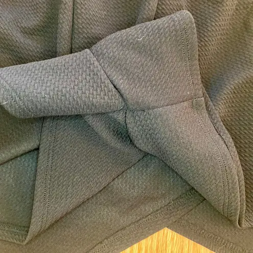 Potter’s Pot Black Faux Wrap Mini Skort Womens Small