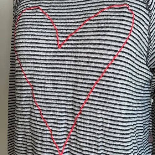 Sundry women’s XS Heart Open Side Striped Shirt