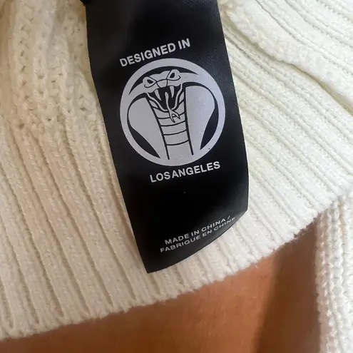 Broken Promises x its happy bunny white knit cardigan