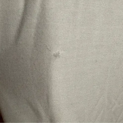 Adrienne Vittadini White Fitted Muscle Tee Size Large *Used