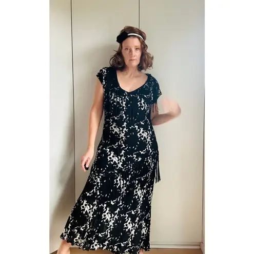 Vtg Y2K 90s Dress Size Medium Black Floral Print Fringe Witchy Whimsy Goth